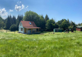 Chata na konci louky, Míčov-Sušice